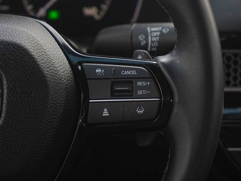 Used 2025 Honda Civic Sport image 18