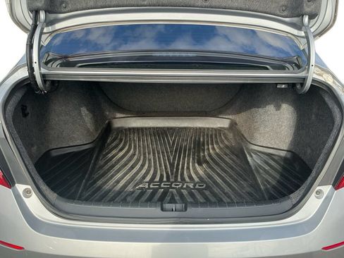 Used 2018 Honda Accord LX image 24