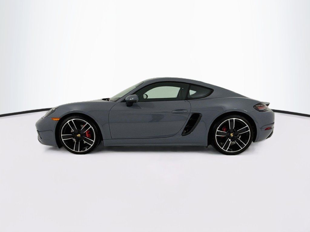 Certified 2024 Porsche 718 Cayman S RWD image 2
