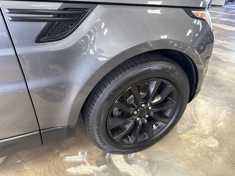 Used 2016 Land Rover Range Rover Sport HSE AWD/4WD image 9
