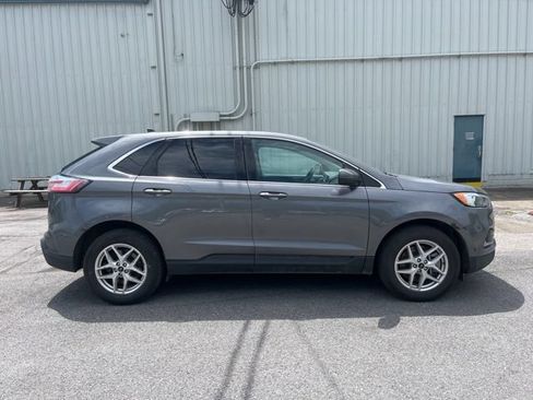 Used 2024 Ford Edge SEL AWD/4WD image 4
