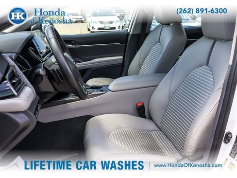Used 2024 Toyota Camry SE FWD image 10