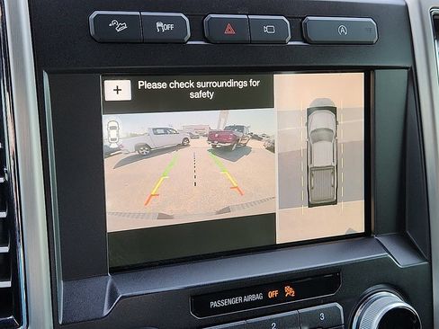 Used 2019 Ford F150 Platinum w/ Equipment Group 701A Luxury AWD/4WD image 7