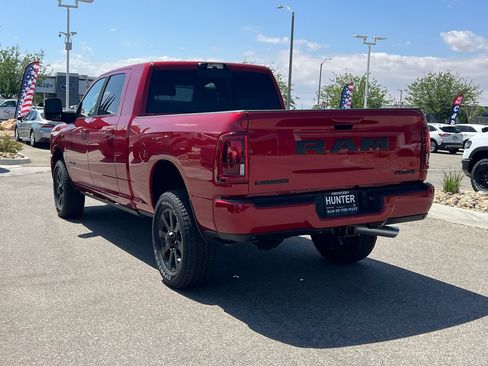 New 2026 RAM 2500 Laramie AWD/4WD image 4