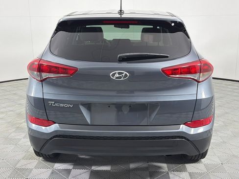 Used 2017 Hyundai Tucson SE FWD image 6