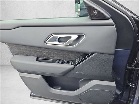 New 2026 Land Rover Range Rover Velar Dynamic SE image 26