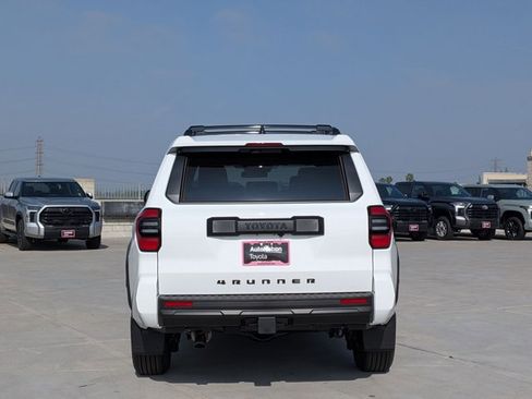 New 2026 Toyota 4Runner SR5 image 8