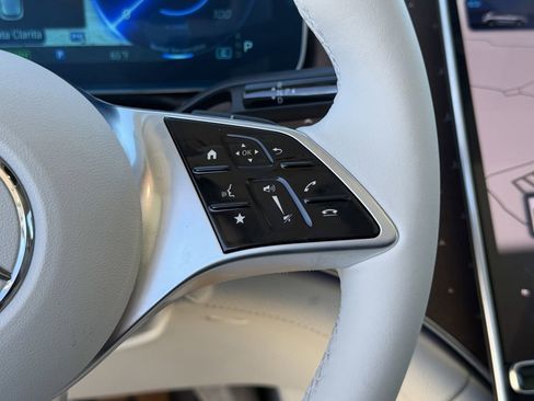New 2026 Mercedes-Benz EQE 320 4MATIC SUV image 23