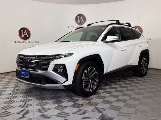 Certified 2025 Hyundai Tucson Limited FWD image 2