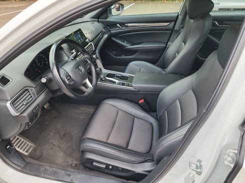 Used 2022 Honda Accord Sport image 12