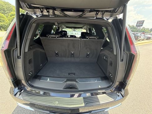 Certified 2024 Cadillac Escalade Premium Luxury Platinum image 26