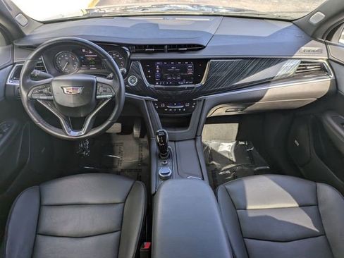 Certified 2024 Cadillac XT6 Premium Luxury w/ Technology Package FWD image 16