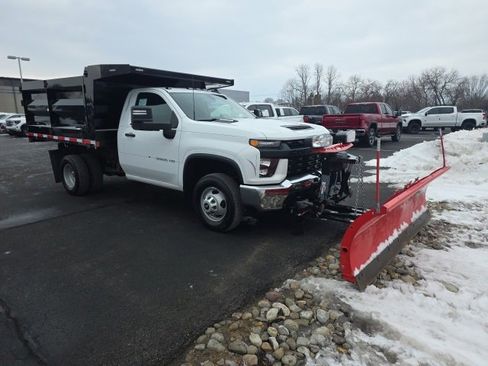 Used 2021 Chevrolet Silverado 3500 W/T w/ WT Convenience Package image 5