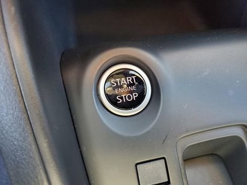 Certified 2025 Nissan Kicks Play S image 24