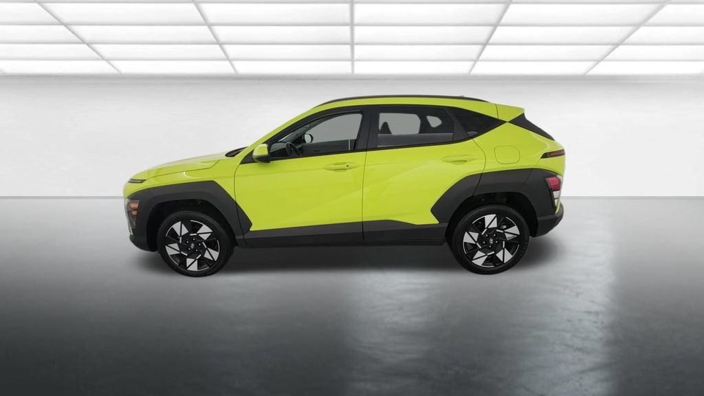 Used 2024 Hyundai Kona SEL AWD/4WD image 4