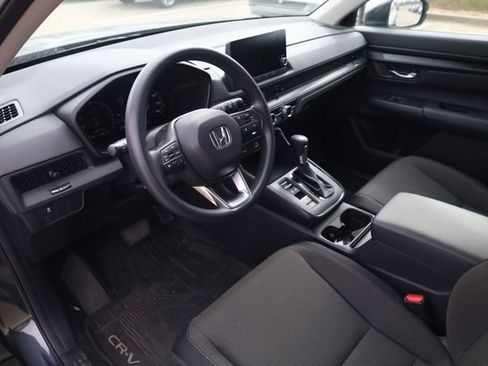 Used 2024 Honda CR-V LX image 9