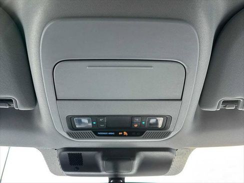 Used 2022 Ford F150 XLT w/ Trailer Tow Package image 31