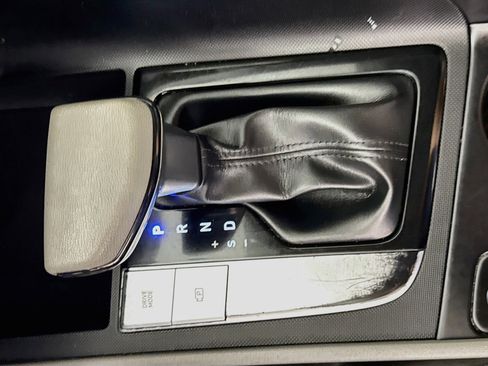Used 2022 Hyundai Elantra SEL FWD image 20