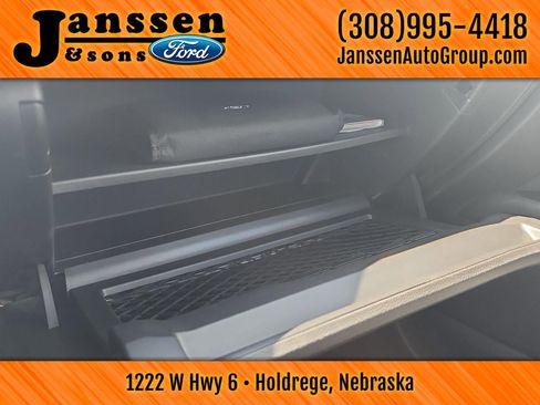 Used 2015 Ford Fusion SE image 26