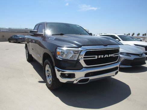 Used 2020 RAM 1500 Big Horn AWD/4WD image 2