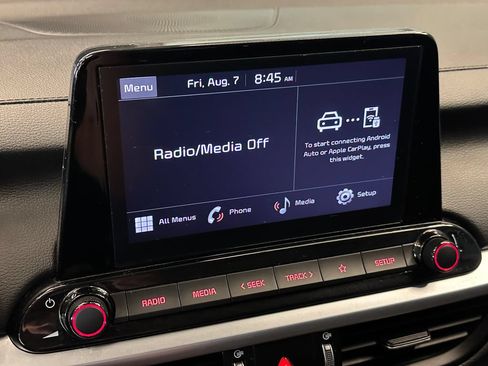 Used 2024 Kia Forte LXS w/ LXS Technology Package FWD image 12