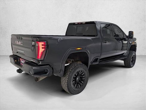 Used 2024 GMC Sierra 2500 AT4 w/ AT4 Premium Plus Package AWD/4WD image 5