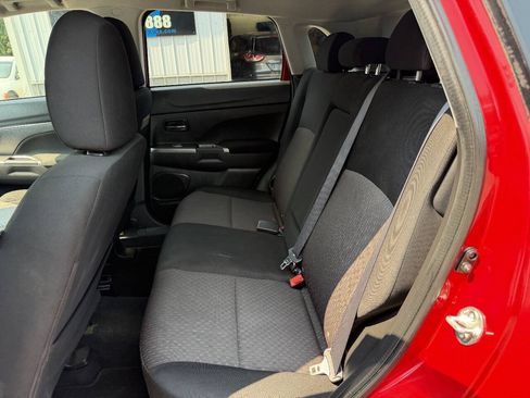 Used 2018 Mitsubishi Outlander Sport ES AWD/4WD image 10