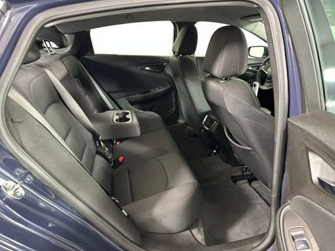 Used 2025 Chevrolet Malibu LT image 27