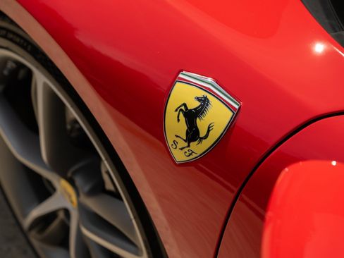 Used 2023 Ferrari 296 GTB RWD image 15