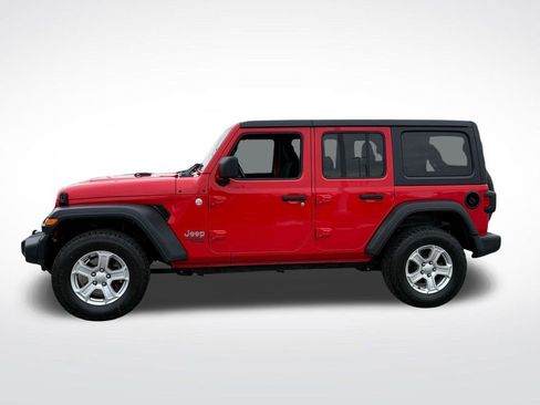 Used 2019 Jeep Wrangler Unlimited Sport S image 2