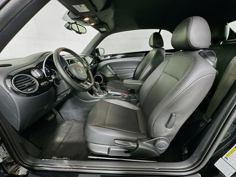 Used 2016 Volkswagen Beetle 1.8T SE w/ Lighting Package image 13