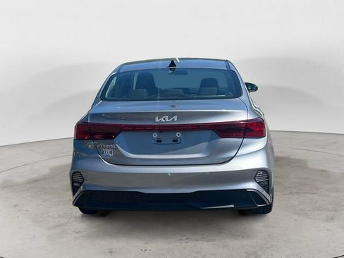 Used 2024 Kia Forte LXS FWD image 4