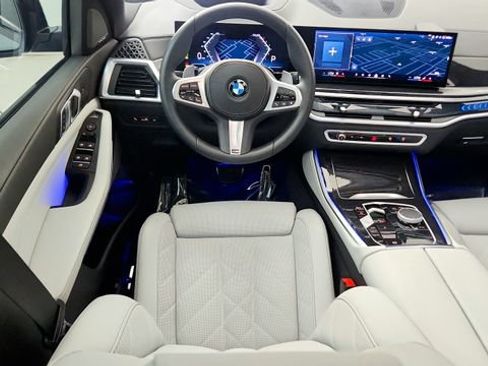 Used 2026 BMW X5 sDrive40i w/ M Sport Package RWD image 49