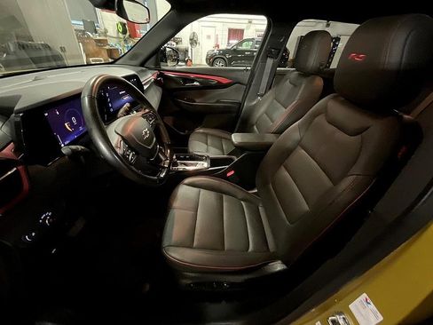 Used 2024 Chevrolet TrailBlazer RS image 4