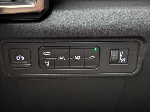 New 2025 GMC Hummer EV 2X image 23