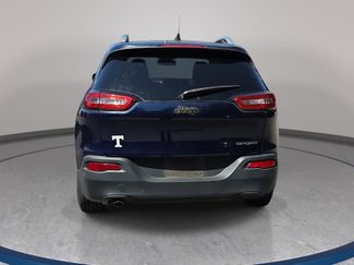 Used 2015 Jeep Cherokee Sport FWD video 2