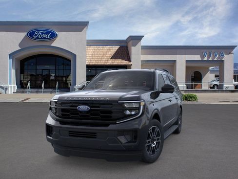 New 2026 Ford Expedition Max Active image 2