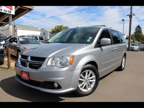 Used 2016 Dodge Grand Caravan SXT FWD image 1