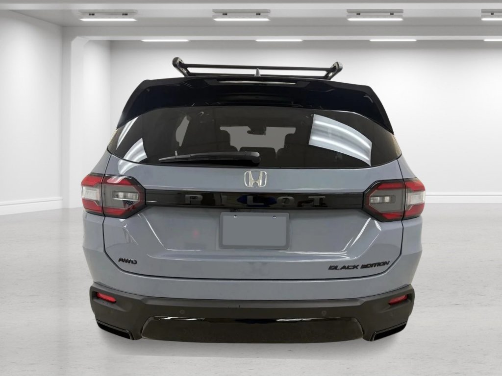 New 2026 Honda Pilot Black Edition image 4