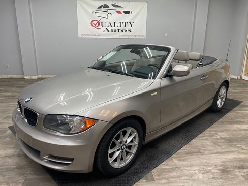 Used 2010 BMW 128i Convertible image 1