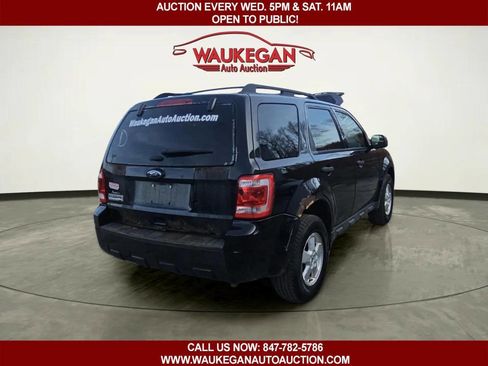 Used 2012 Ford Escape XLT image 4