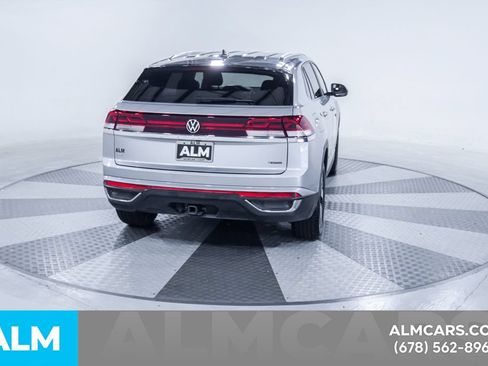 Used 2026 Volkswagen Atlas Cross Sport SE AWD/4WD image 8