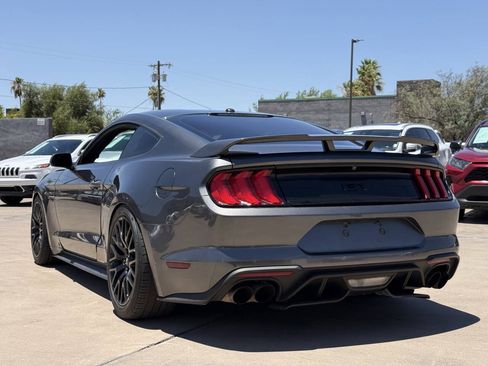 Used 2018 Ford Mustang GT w/ GT Performance Package RWD image 9