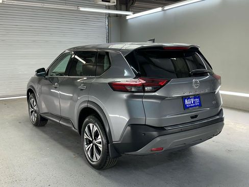 Used 2021 Nissan Rogue SV FWD image 7