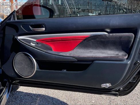 Used 2015 Lexus RC F image 23