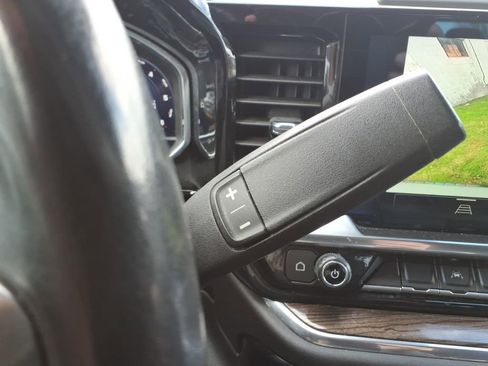 Used 2022 Chevrolet Silverado 1500 LT image 24