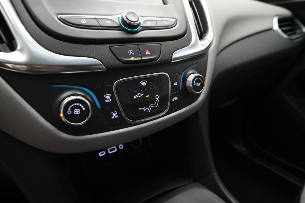 Used 2022 Chevrolet Equinox LS w/ LS Convenience Package FWD image 20