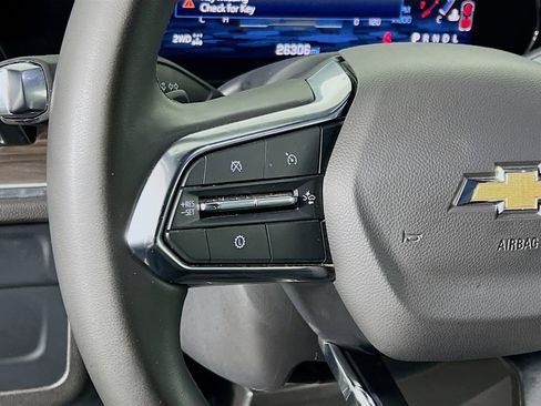 Used 2025 Chevrolet Tahoe LT image 10