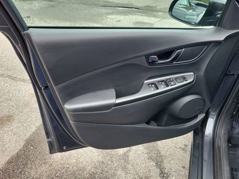 Used 2022 Hyundai Kona N Line w/ Tech Package image 9