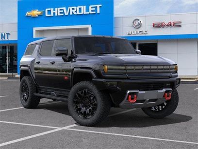 New 2025 GMC Hummer EV 2X w/ LPO, Sport Package